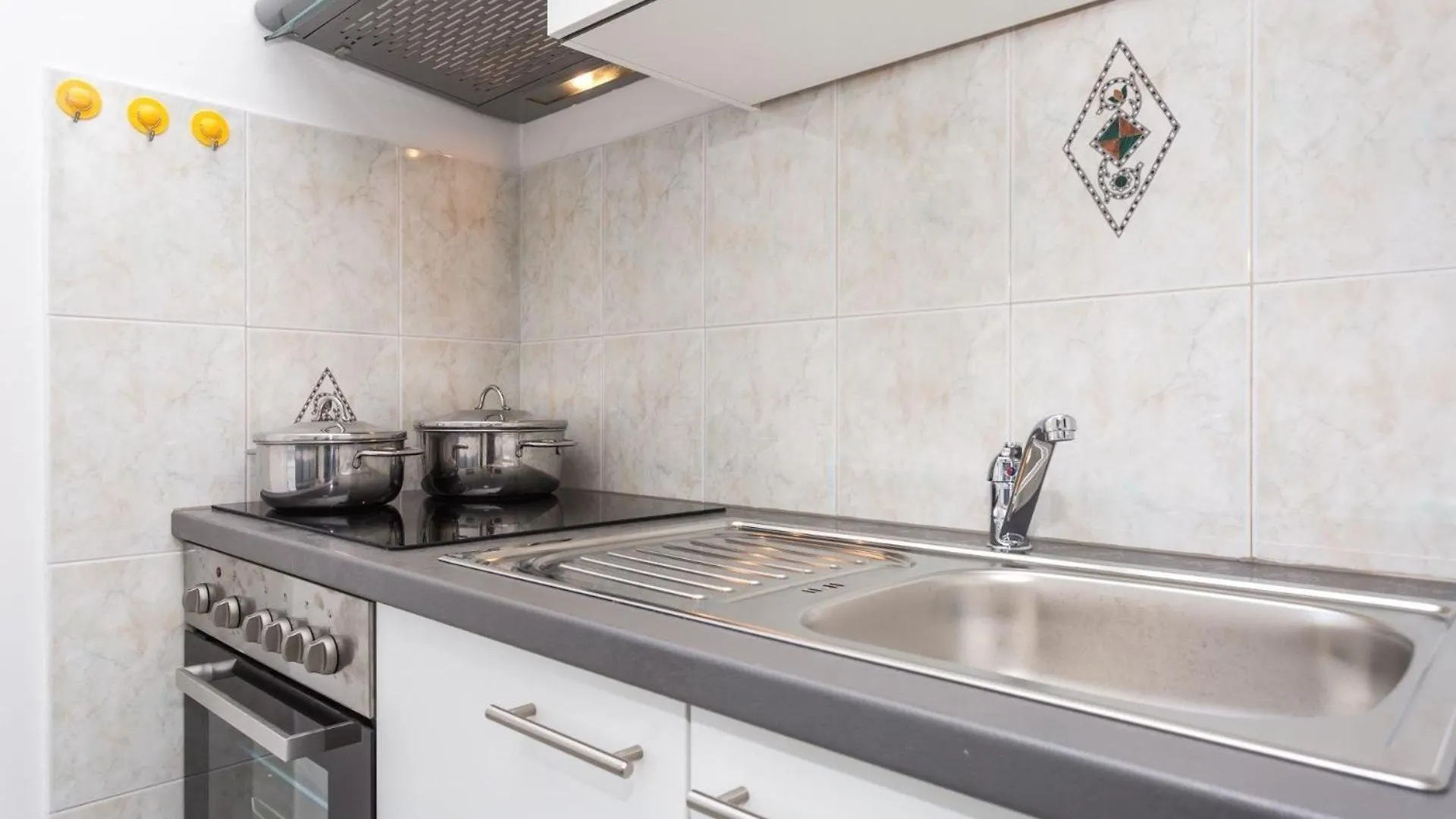 Appartement In Baska Mit Eigenem Balkon - B59539 Apartment