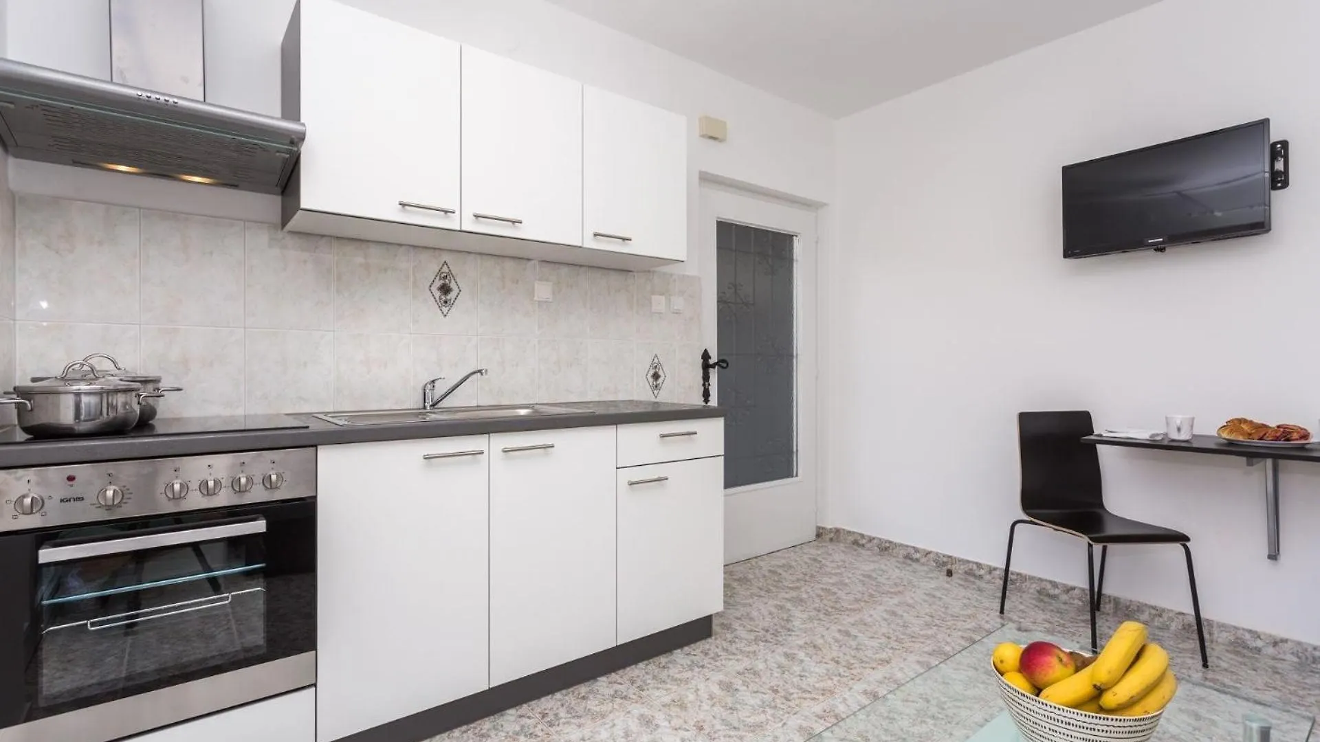 Appartement In Baska Mit Eigenem Balkon - B59539 Croatia